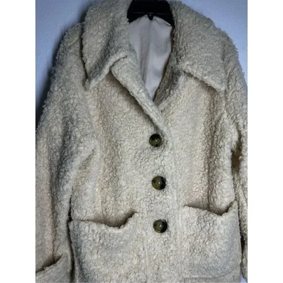 Free People Runway Popular Soft Teddy Bear Faux Fur Ivory Sherpa JacketSize M
